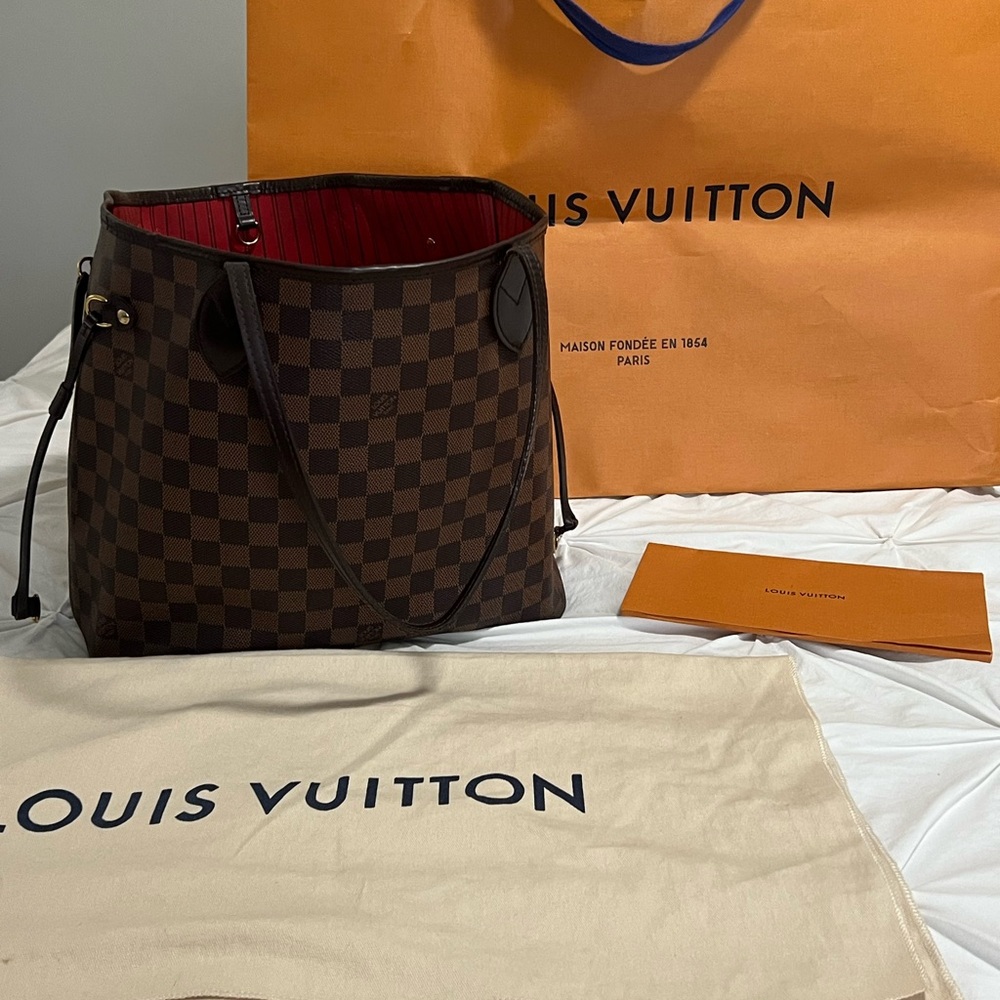 Louis Vuitton Neverfull MM